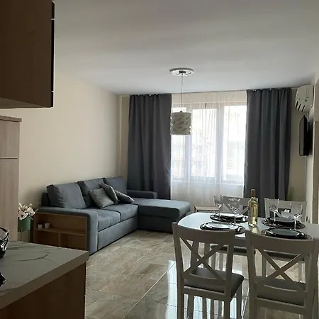 Beach Residence Pomorie Lägenhet