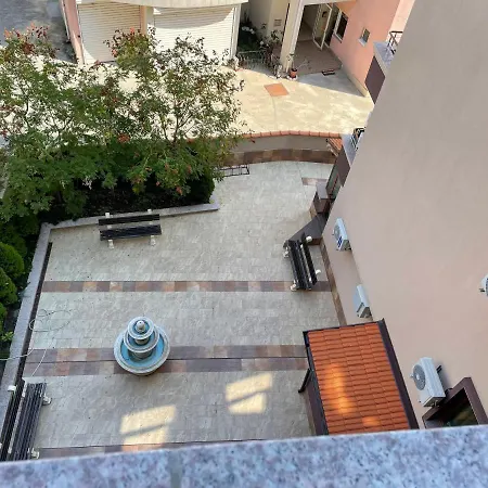 Apartment Beach Residence Pomorie *