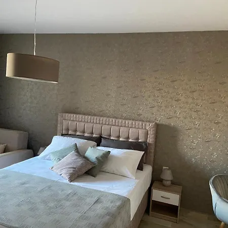 Beach Residence Pomorie Lägenhet