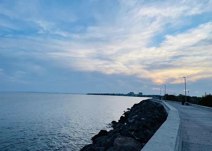 Beach Residence Pomorie Apartment *