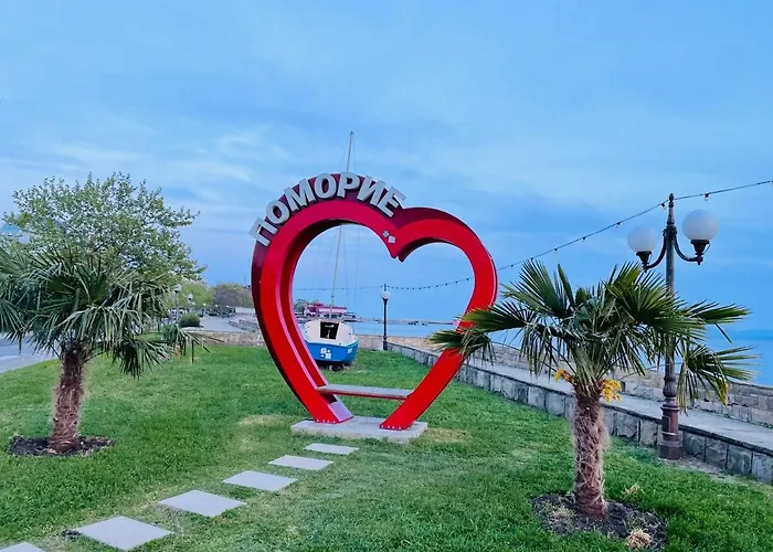 Apartment Beach Residence Pomorie *